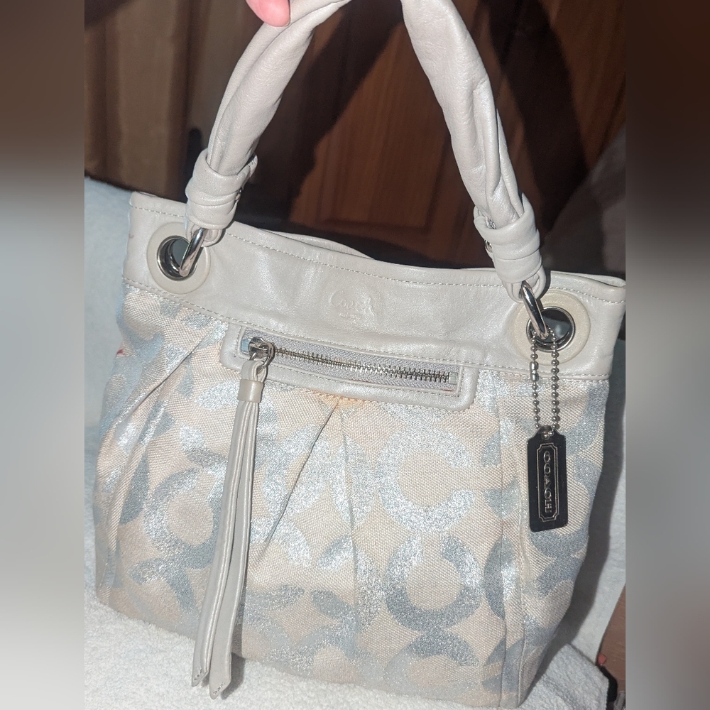 Coach Parker Silver Gray Op Art Gray Shoulder Bag . 13511 - Picture 3 of 15